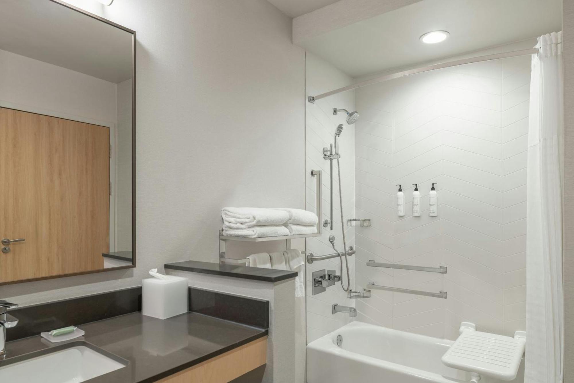 Fairfield By Marriott Inn & Suites Kansas City At The Legends Kültér fotó